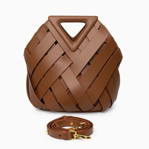 verano hill Handbags - Verano Hill Natalie Bag Brown NWOT leather purse